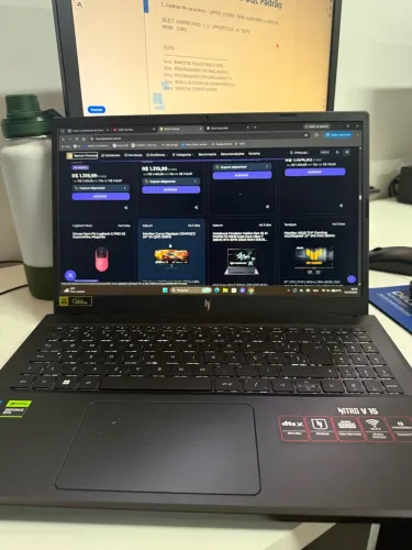 Notebook Acer Nitro v15,com Caixa(i5 13?,rtx 4050,24gb de ram)Garantia estendida