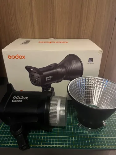 LUZ GODOX SL60IID