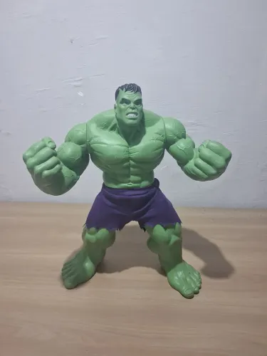 Vende se Hulk Grande