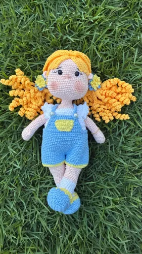 Boneca Mariana Amigurumi