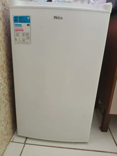 Vende-se Frigobar