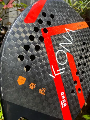 Raquete beach tennis Kona K12