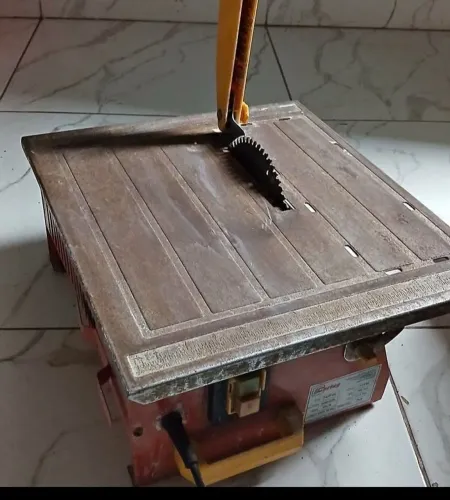Serra de mesa pra porcelanato 