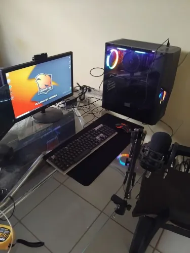 PC Gamer Completo Ryzen 5 5500 RX 7600 + 2 Monitores + Webcam + Microfone