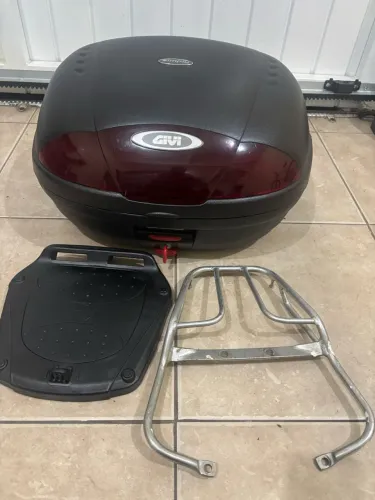 Baú givi 45 litros