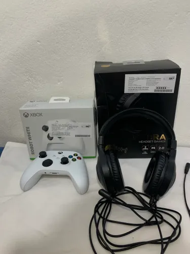 controle xbox e headset  (vendo separado)