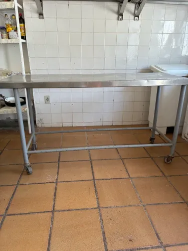 Mesa de inox industrial 