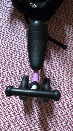 Bicicleta de equilíbrio rosa