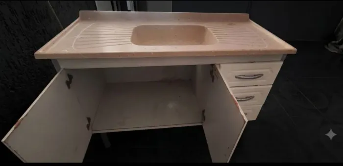Gabinete com pia