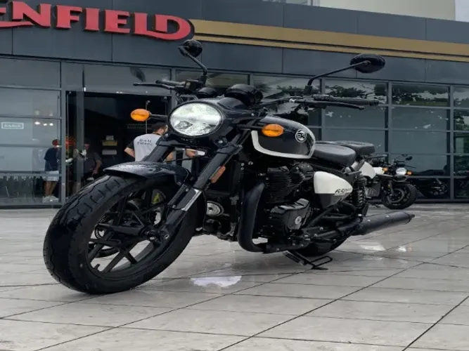 Royal Enfield Shotgun 650cc  2026 - Vendedora Fernanda