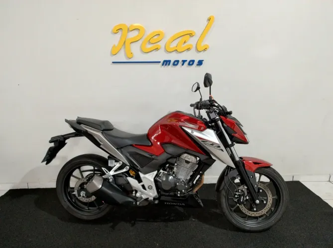 Honda CB 300F Twister Flex
