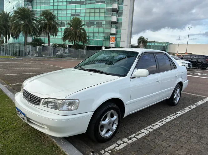 Toyota Corolla XEI 1.8/1.8 Flex 16V Aut. 2001