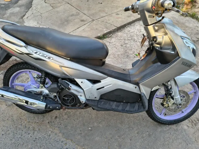 Vendo moto 