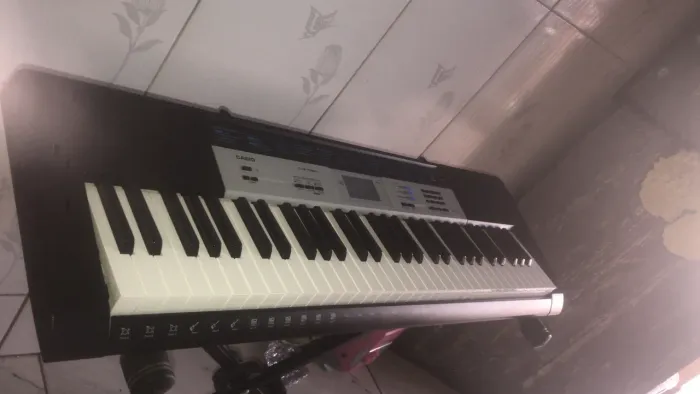 Teclado Casio ctk1550