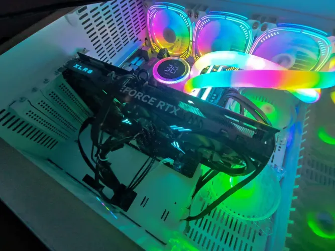 Placa de vídeo RTX 4060TI XLR8 DDR6, Ray Tracing, ARGB.