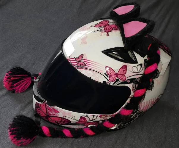 Capacete moto feminino