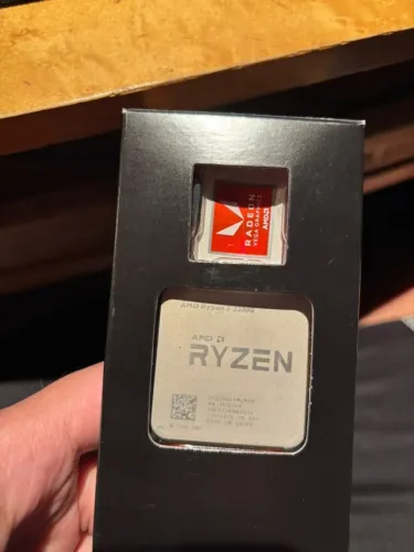 Processador Ryzen 3 2200g c/ Cooler box Original