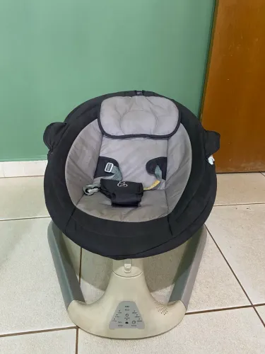 Cadeirinha de balanço da Galzerano