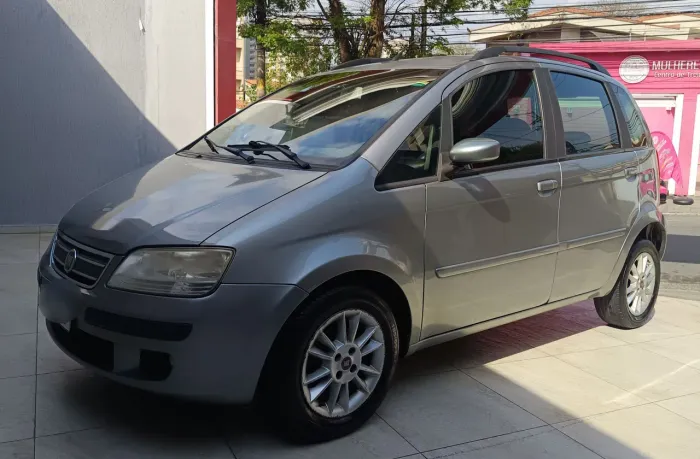 Fiat Idea ELX 1.8 MPI Flex 8V 5P 2010