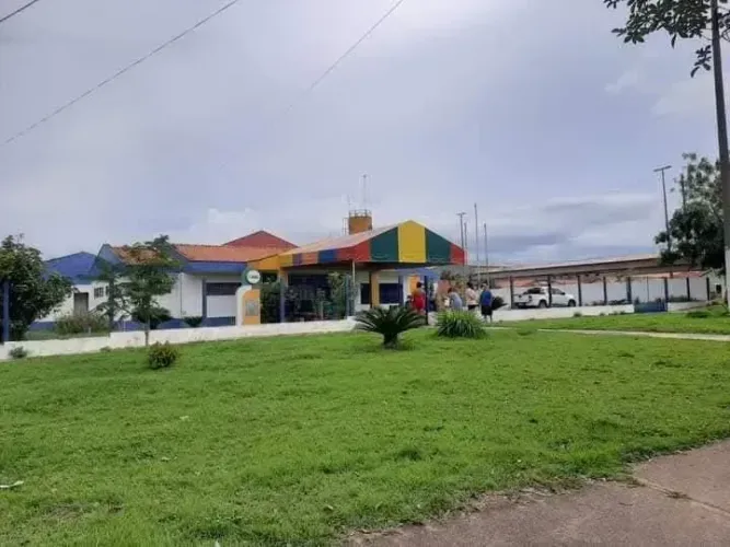 casa de 2/4 murada no residêncial alice novack