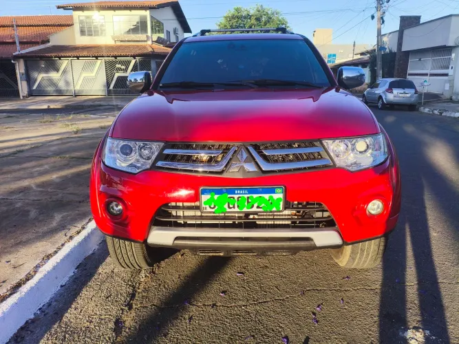 Mitsubishi Pajero Dakar HPE 3.2 4X4 T.I Dies 5P AUT 2015