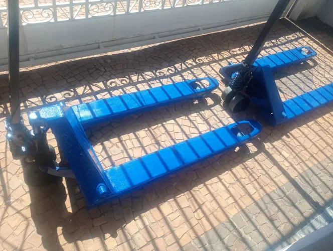 Vende paleteira 3kg