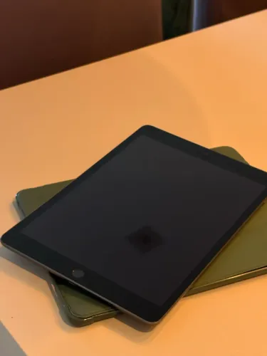iPad 9