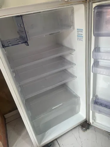 Geladeira grande 460 litros eletrolux 
