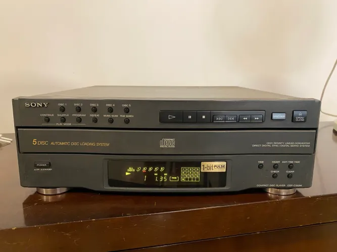 Cd player Sony 5 discos  MODELO CDP-C322M com controle remoto