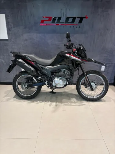 HONDA BROS 2025