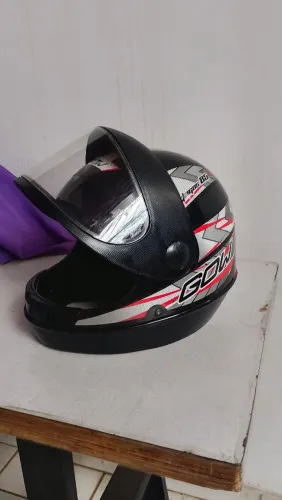 Capacete GOW 