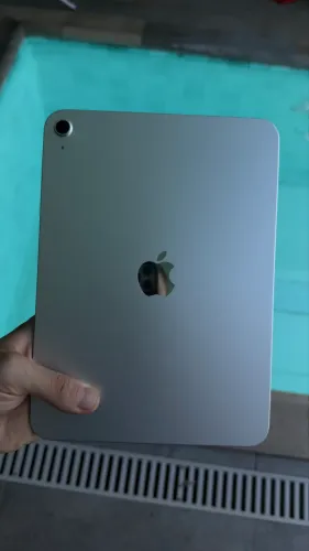 Apple iPad A16 256GB - 350 reais mais barato que no Paraguay
