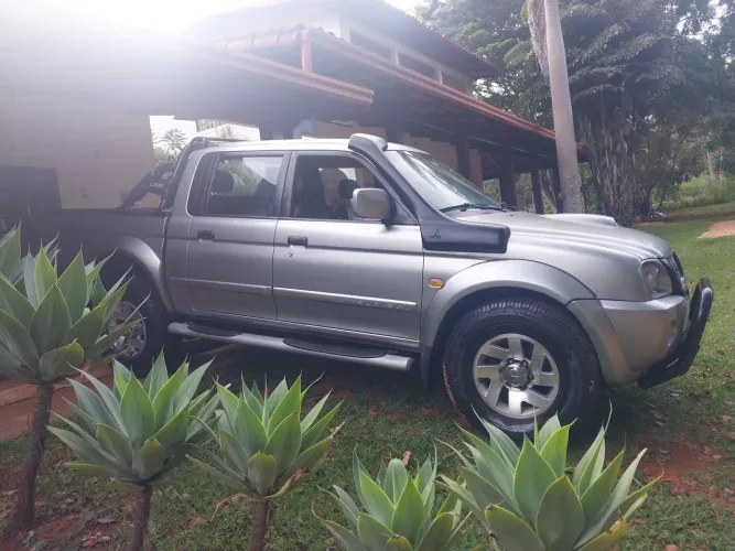 Mitsubishi L200 Sport HPE 2.5 4X4 CD DTI Dies. Aut. 2005