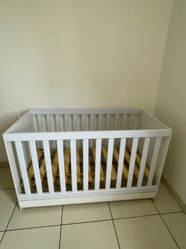 BERÇO INFANTIL SEMINOVO - R$270,00