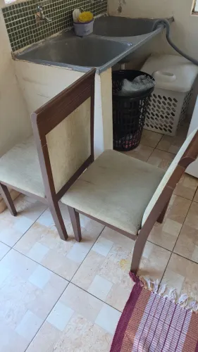 Cadeiras em ótimo estado