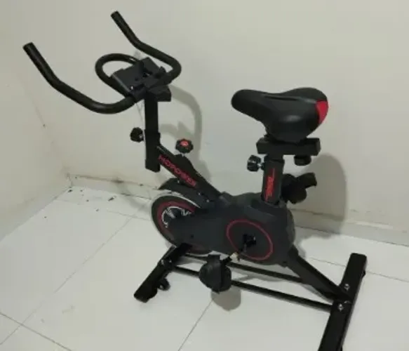 Bicicleta Ergométrica Spinning NA CAIXA