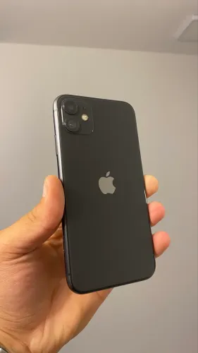 iPhone 11 - 64GB bateria 84%, face id ok, tudo ok