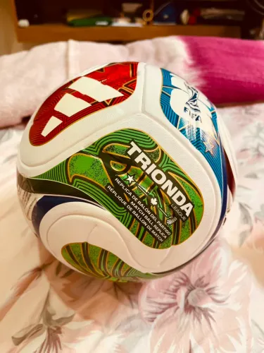 Bola Adidas Trionda League - FIFA Quality