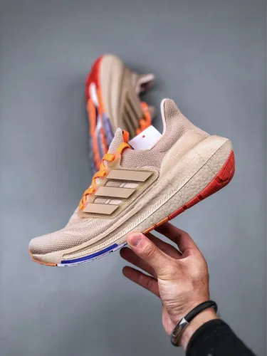 ADIDAS ULTRABOOST 23 