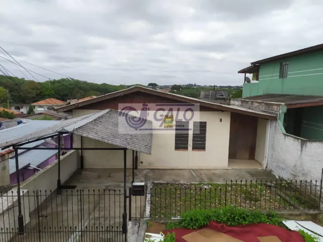 Casa para Locação em Curitiba, Xaxim, 3 dormitórios, 1 banheiro