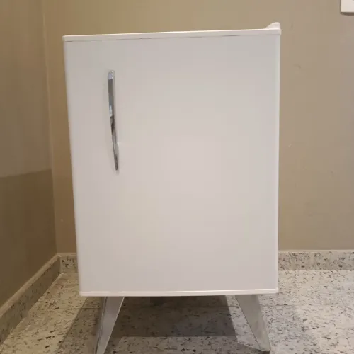 Frigobar 76 L classic Brastemp