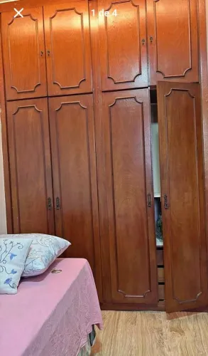 Guarda roupa de Angelim 