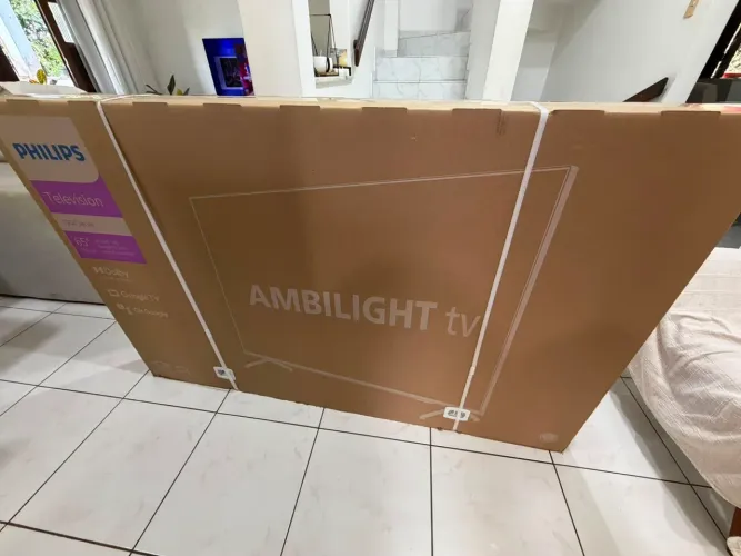 PHILIPS Smart TV Ambilight 65" 4K Lacrada