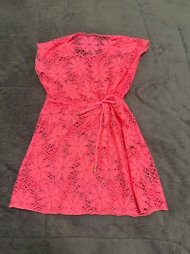 Saída de banho rosa tamanho 6