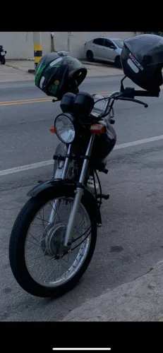 ? Moto muito conservada, econômica e ótima para o dia a dia.