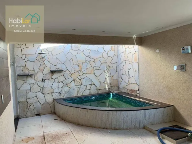 Casa com 3 dormitórios para alugar, 100 m² por R$ 2.960,00/mês - GARDEN VILLAGE I - São Jo