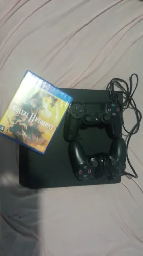 Ps4 slim 1tb