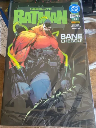 Hq Absolute Batman 05 - Lacrado