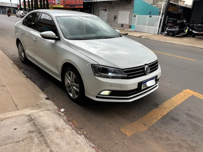 Volkswagen Jetta Highline 2.0 TSI 16V 4P Tiptronic 2015