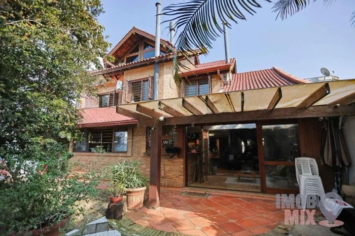 Sua Casa dos Sonhos!! Charmosa e elegante! Venha conhecer!!